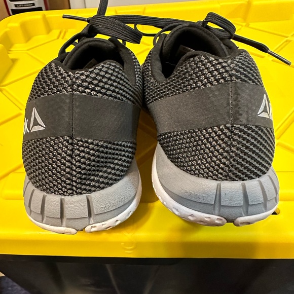 Women’s Reeboks - Picture 3 of 5